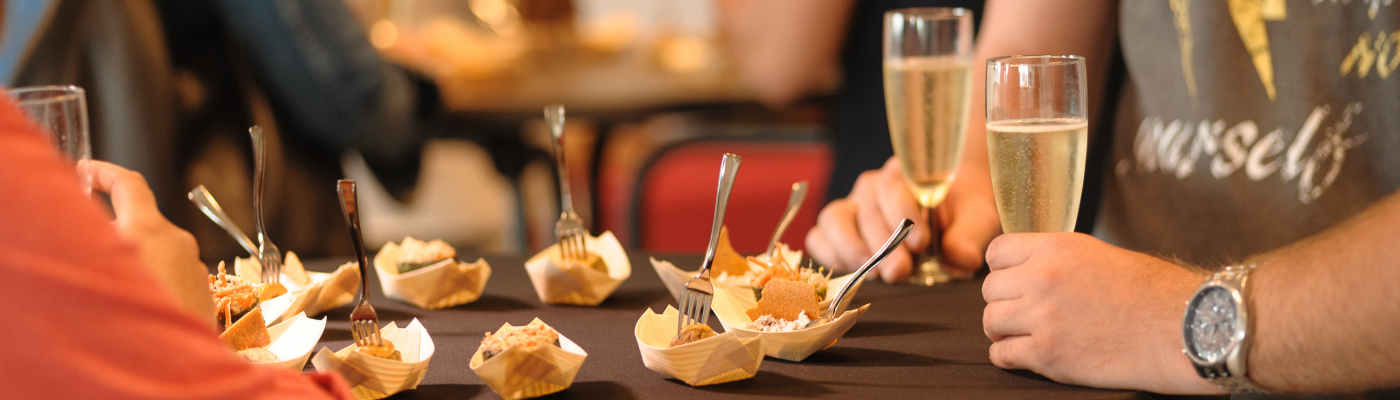 Feel Food | Bio - Local - Copieusement sain | Restaurant - Commande en ligne - Food Truck | Le Foodtruck